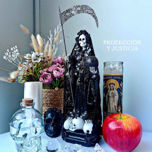 Santa Muerte Negra Premium Negra 30cm – Proteccion y Justicia