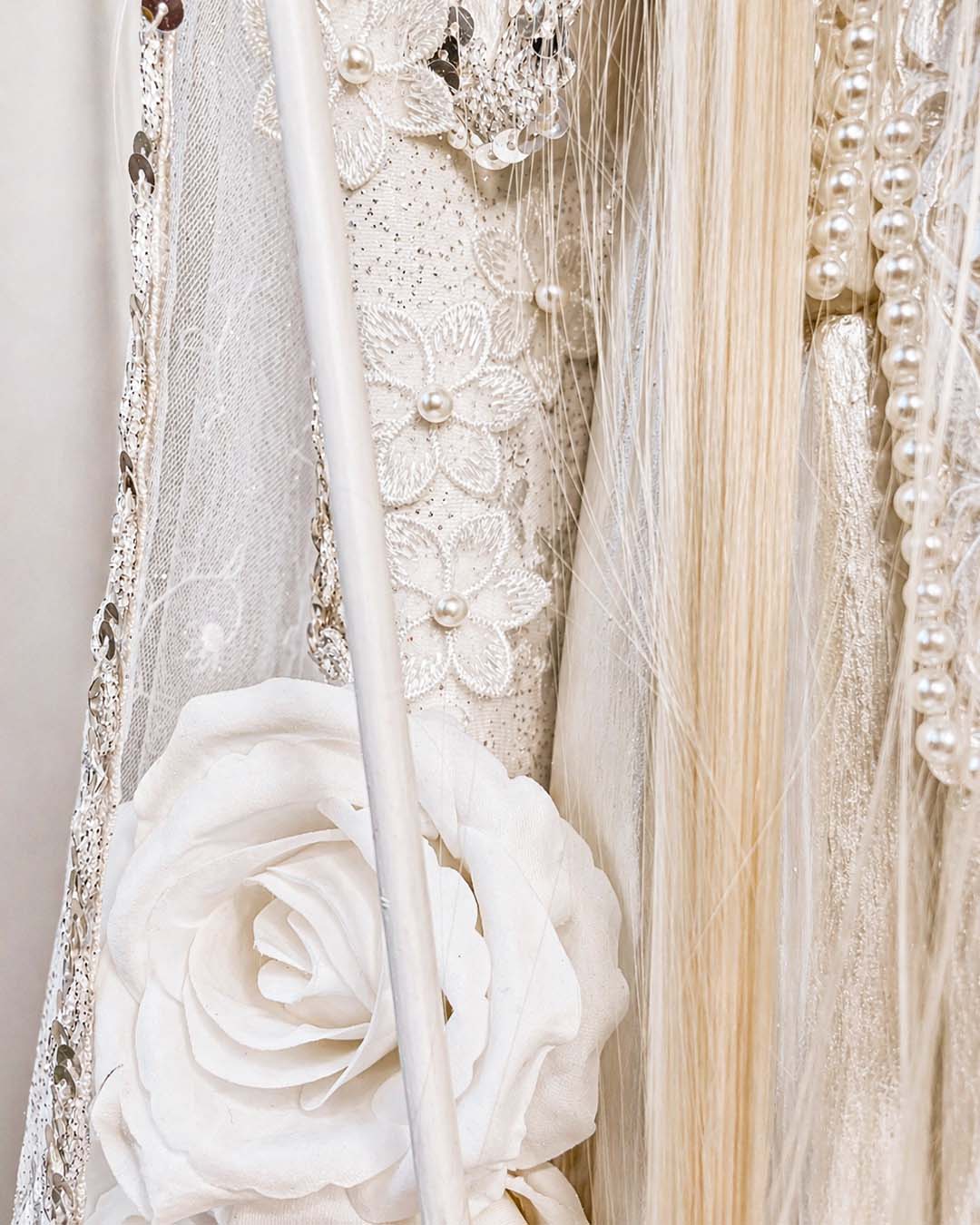 La Niña Blanca Escultura Decorativa Religiosa de Protección y Paz 72cm - Imagen 2