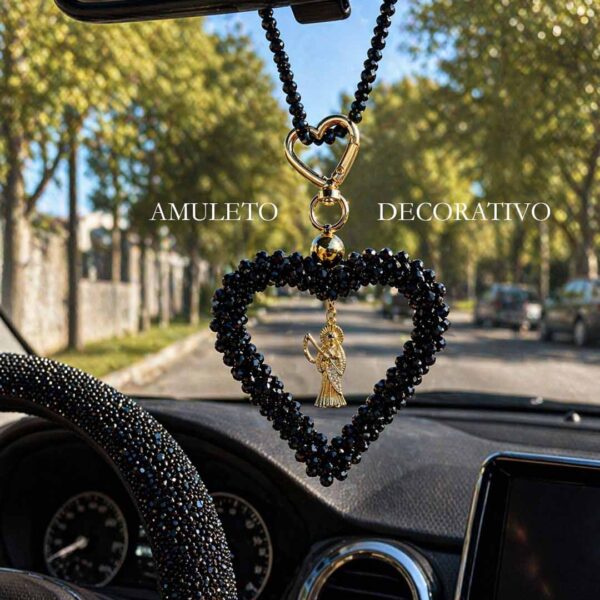 Colgante amuleto corazon negro con dije espiritual
